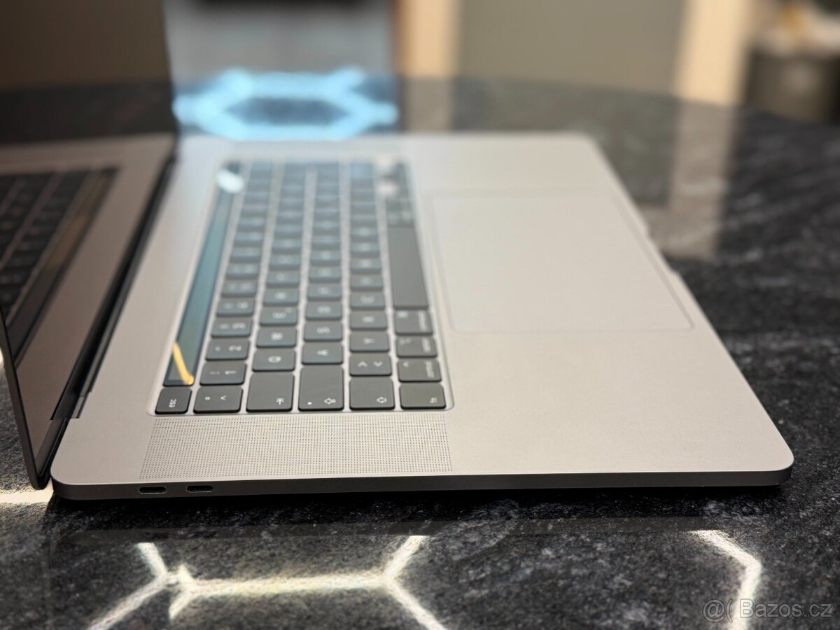 MacBook Pro A2141 16"(2019) - 3