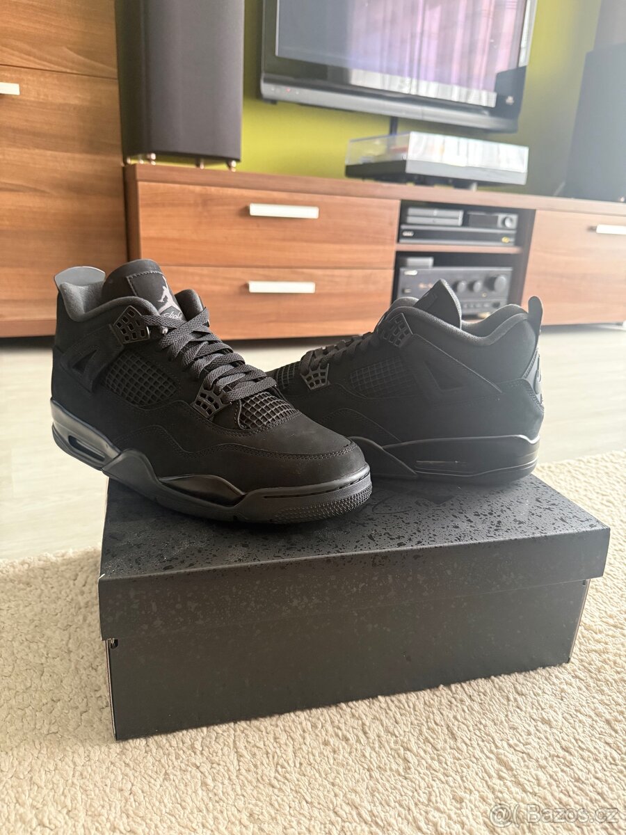 Nike Jordan 4 Black cat (2025) - 3