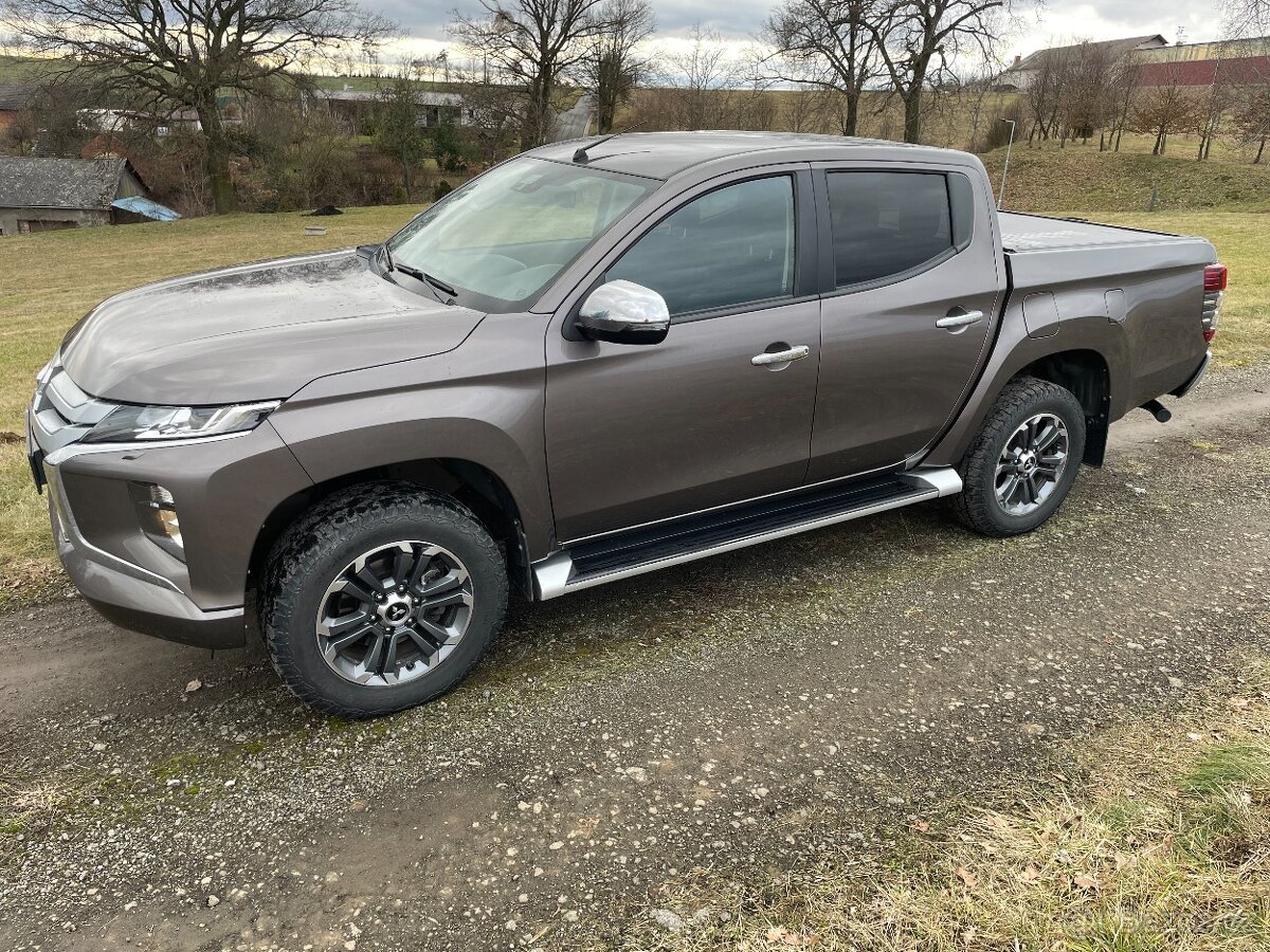 Mitsubishi L200 - 3