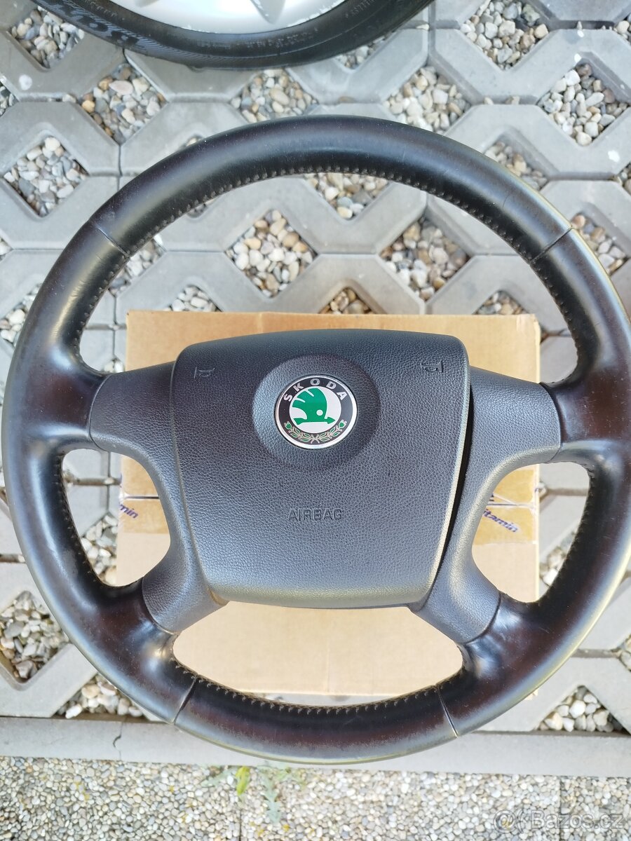 Volant Fabia 1 - 3
