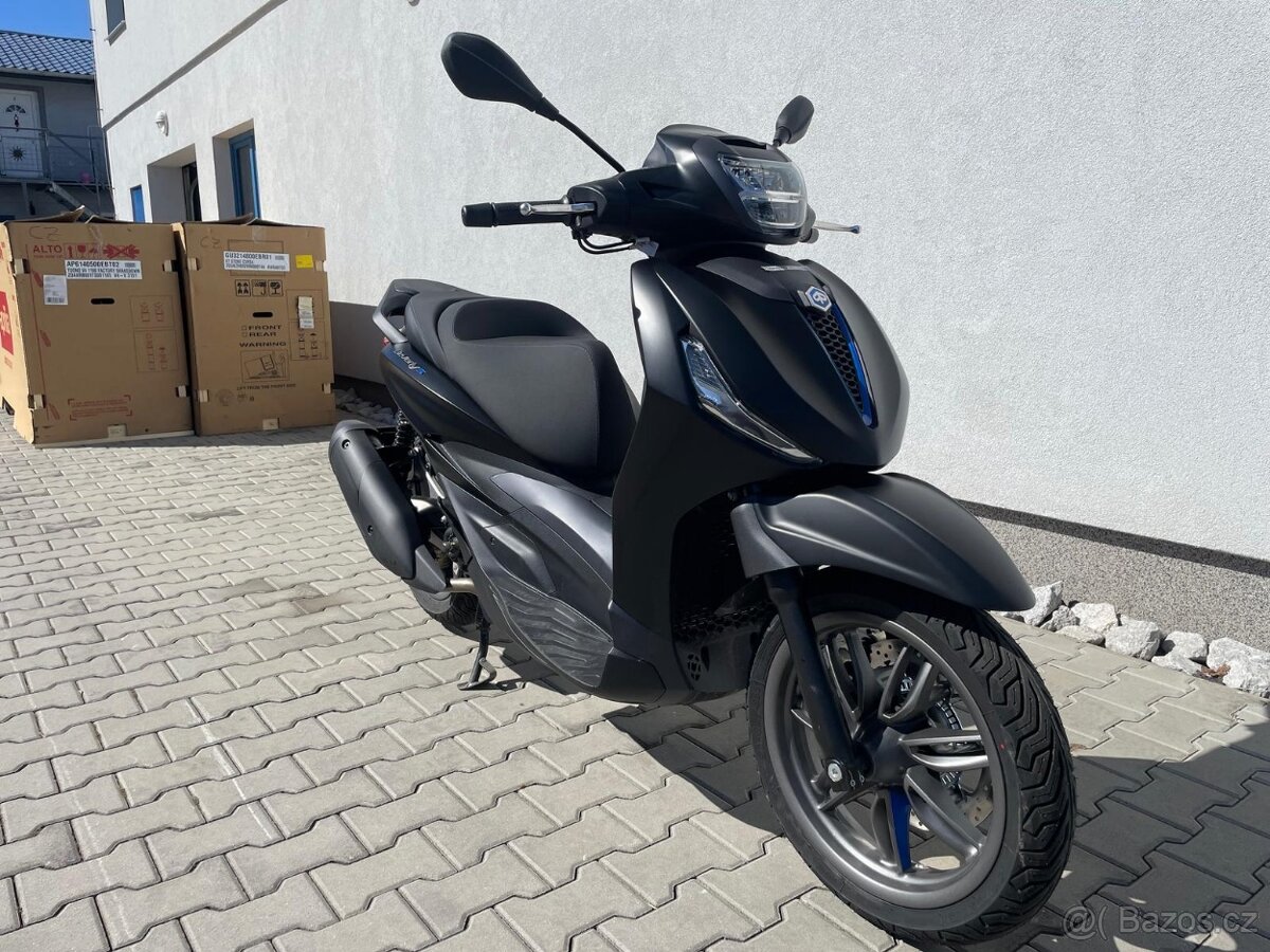 Piaggio Beverly 310 S - 3