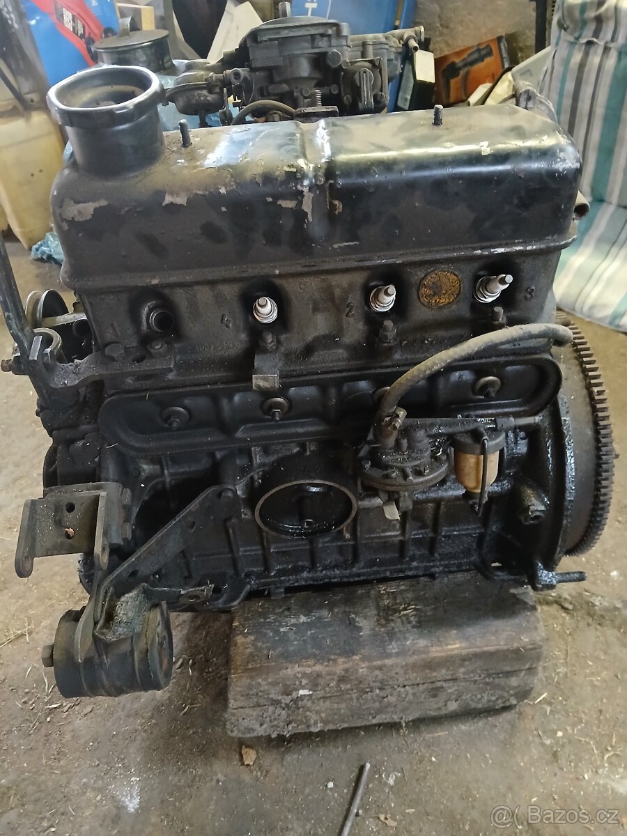 Motor Škoda 120 - 3
