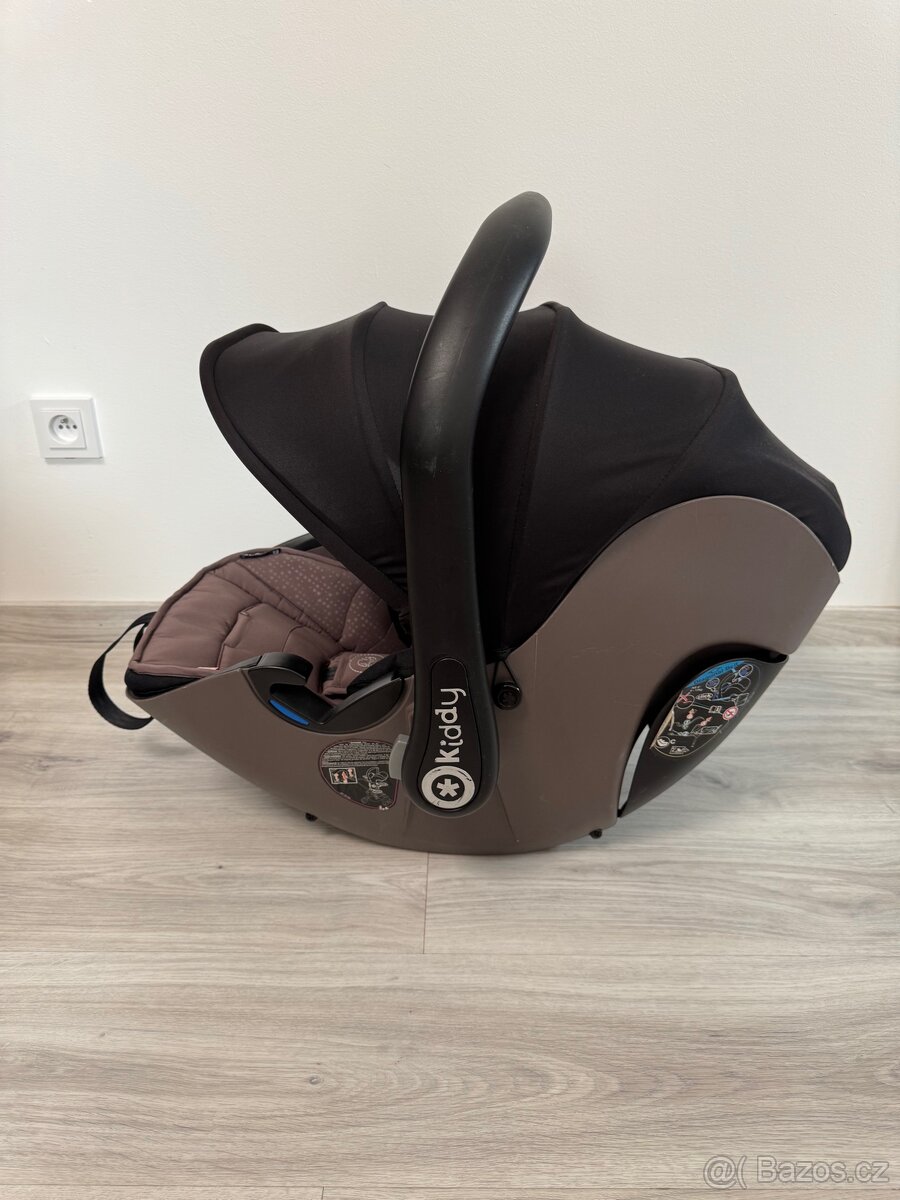 Autosedačka Kiddy evoluna i-Size včetně isofix báze - 3