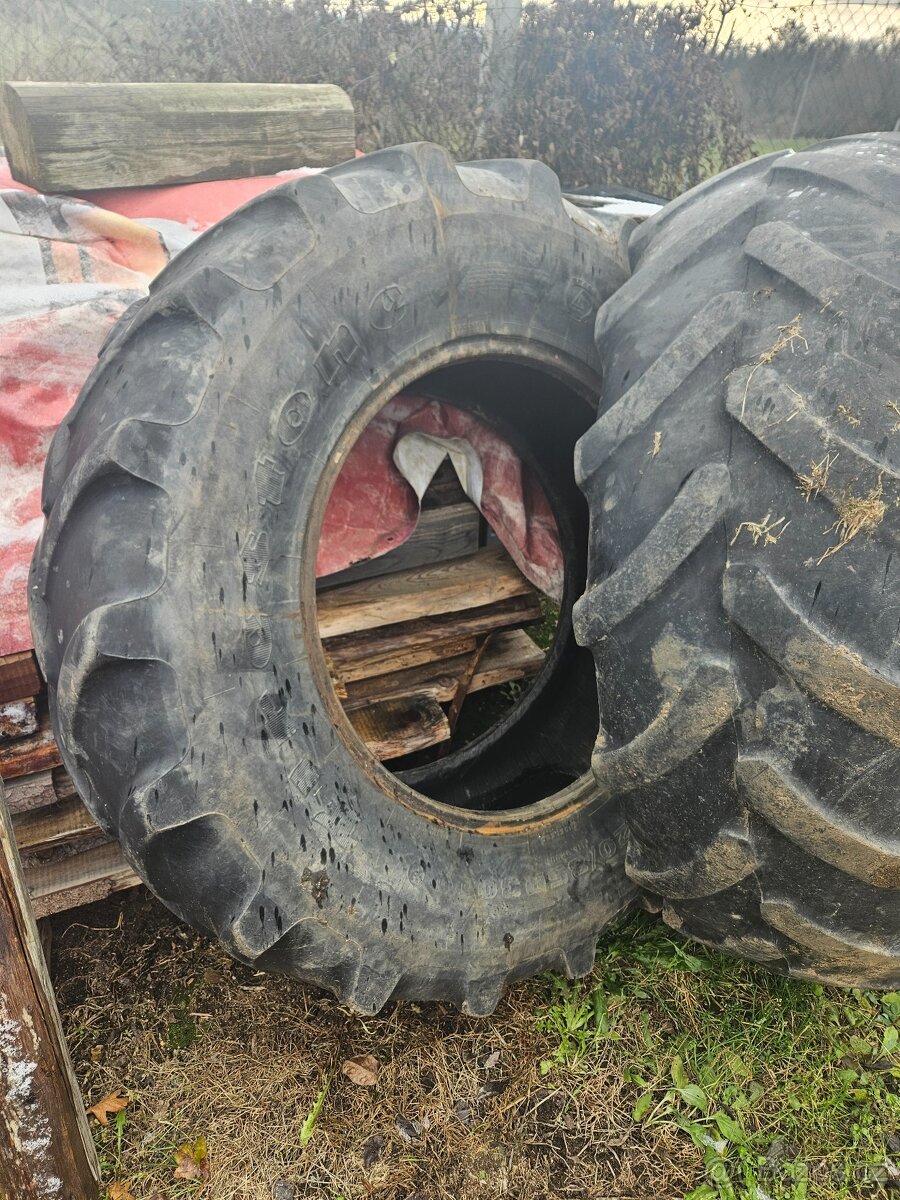 Pneu Firestone 420/85R30 - 3