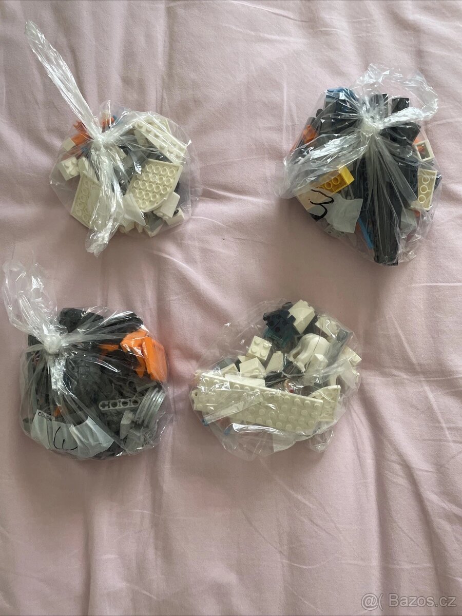 LEGO City Arctic Scout Truck 60194 - 3