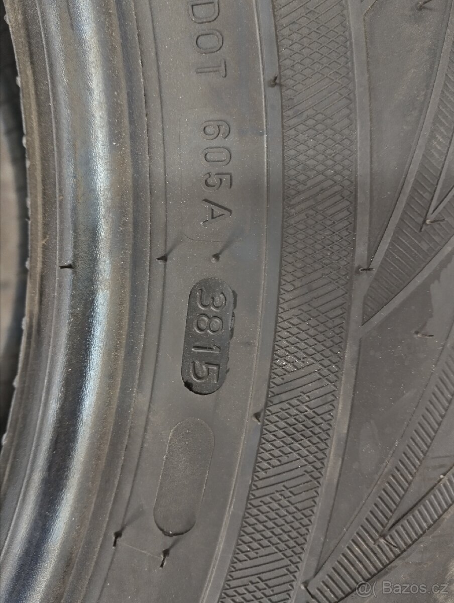 Zimní pneumatiky 235/70 R16 - 3