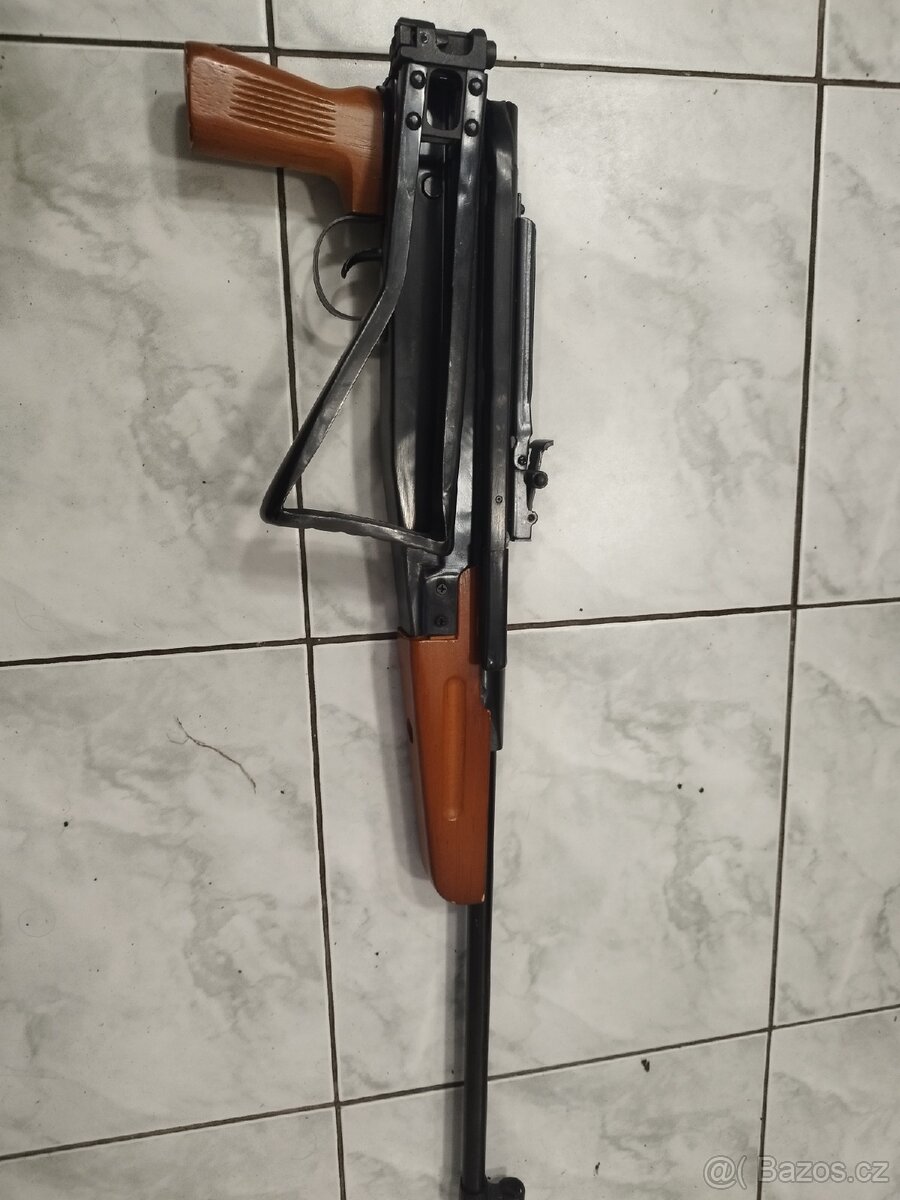 Vzduchovka sklopná pažba, jako vojenská - 3