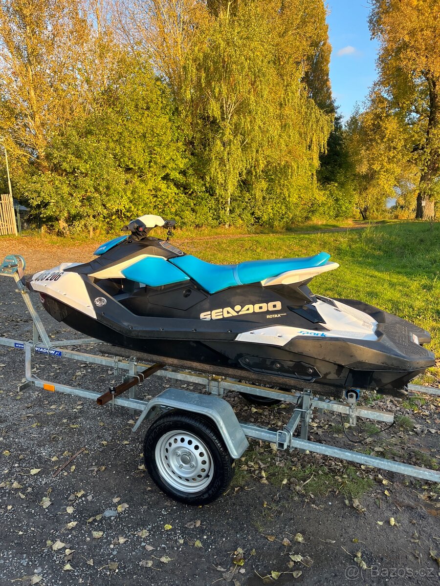 Sea-Doo SPARK 3-UP iBR 90 Hp - 3