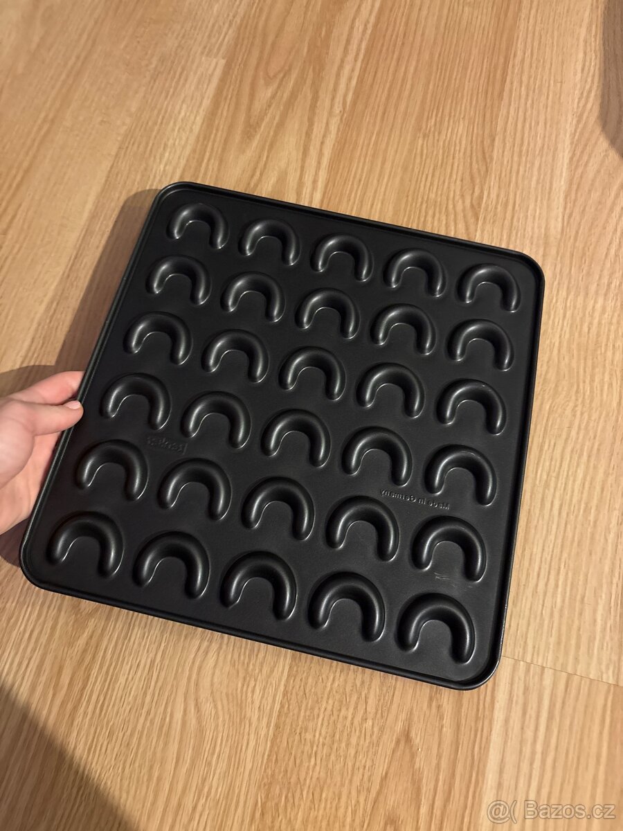 Forma na rohlíčky - 3