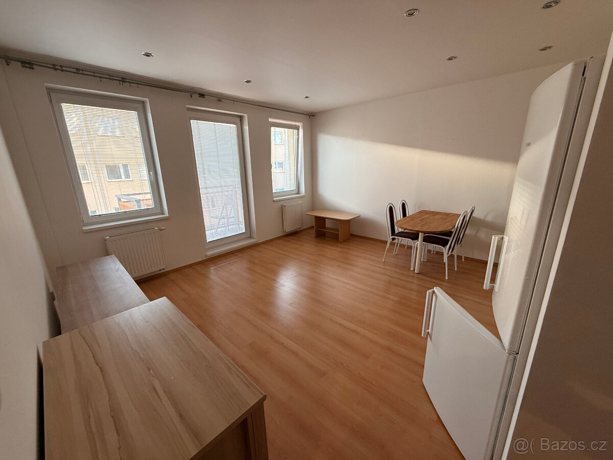 Pronájem bytu 3+kk,74m2 Otrokovice - 3