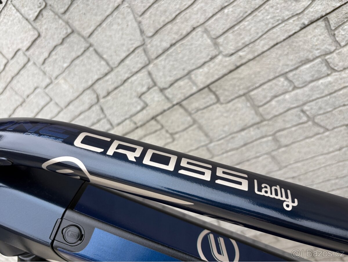 CRUSSIS ONE-Cross lady 9.7 - 3