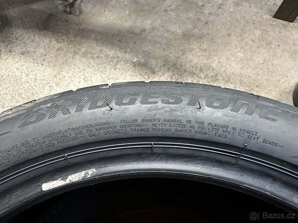 BRIDGESTONE POTENZA 245/40 R18 97Y - 3
