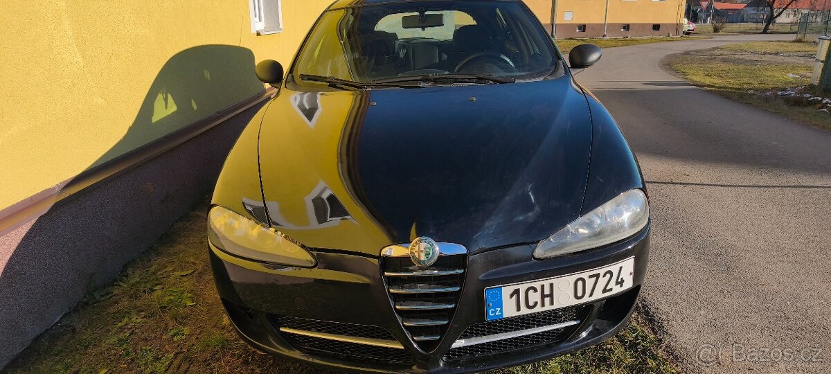 Alfa Romeo 147 1,6 benzín TI - 3