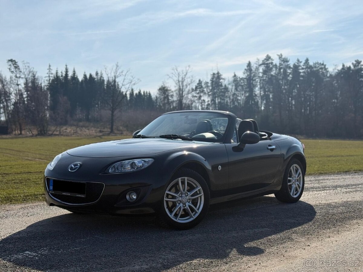 Mazda MX-5 Facelift hardtop - 3