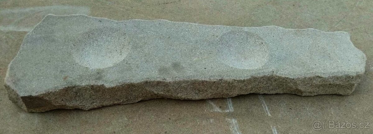 Kamenné svícny - 3