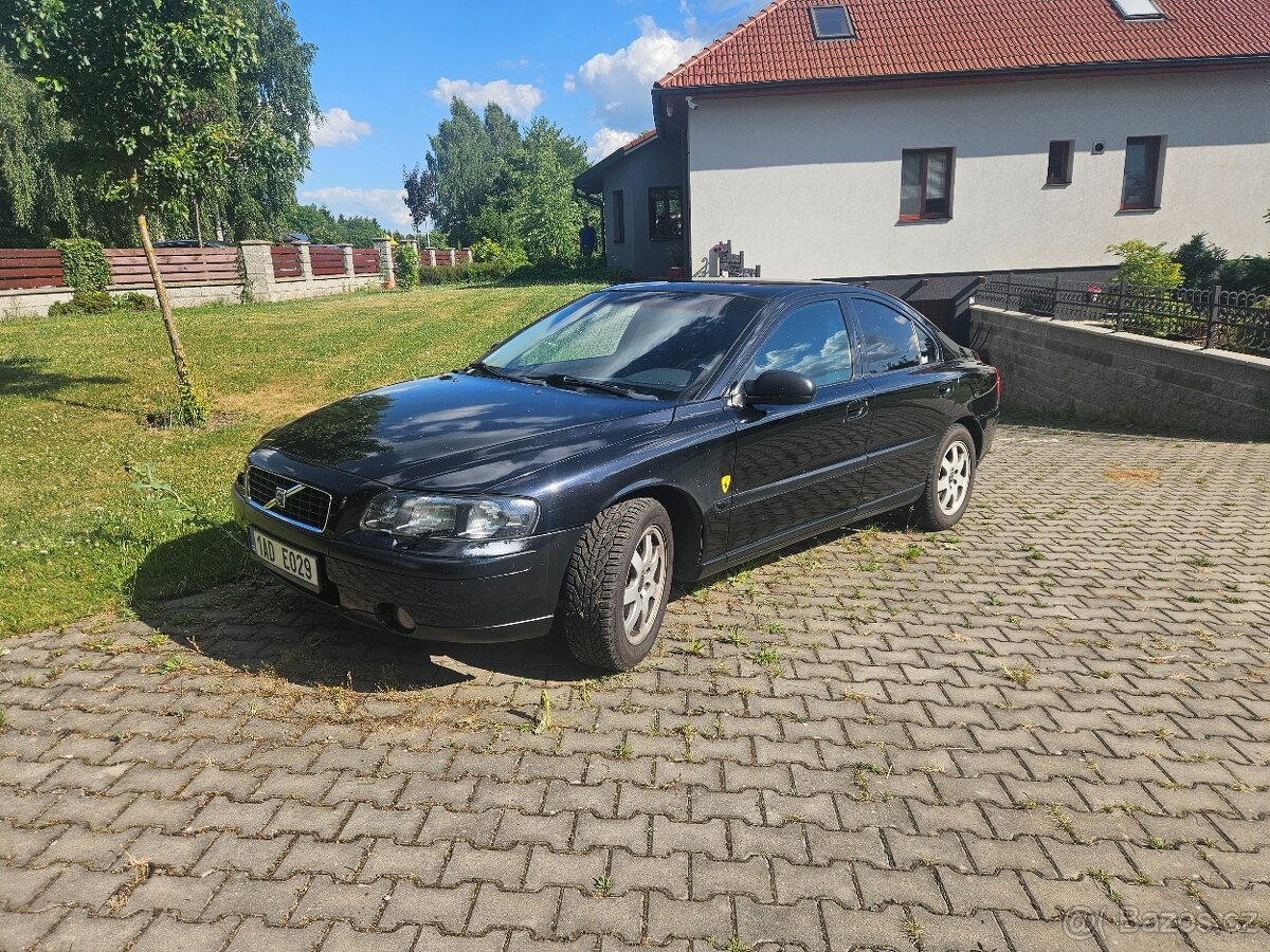 Volvo S60 2.4T 177kw AWD automat LPG - 3