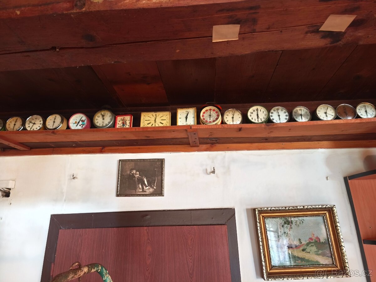 Sbírka starých budíků 120 - 3