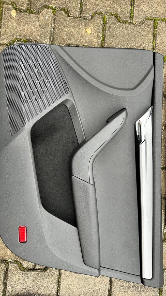 Tapecírunk(výplně dveří) Škoda Octavia 3 combi - 3