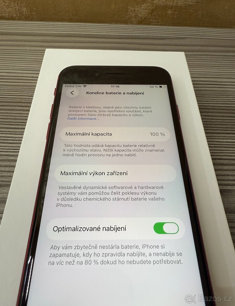 Apple iPhone SE 2022 128GB red, baterie 100% - 3