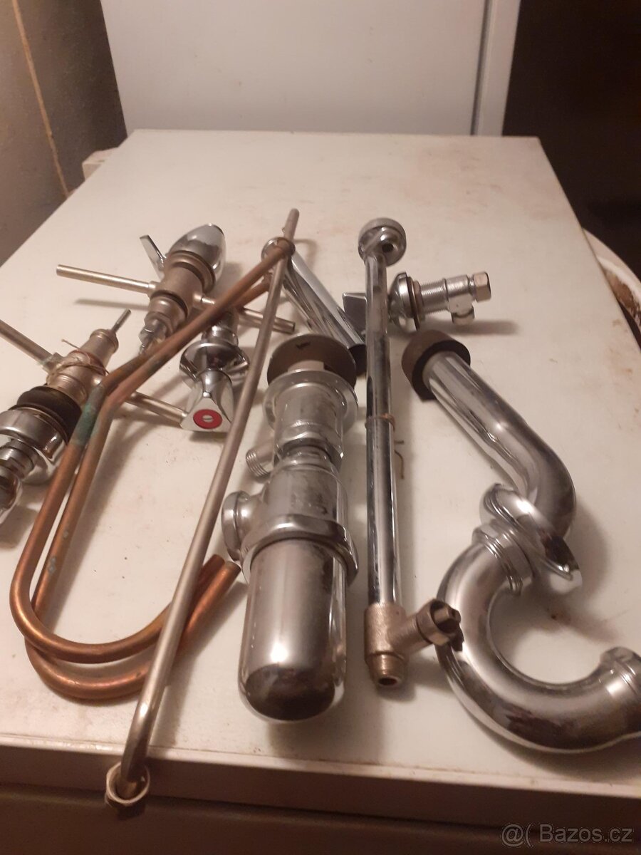 Bidet + umyvadlo - 3