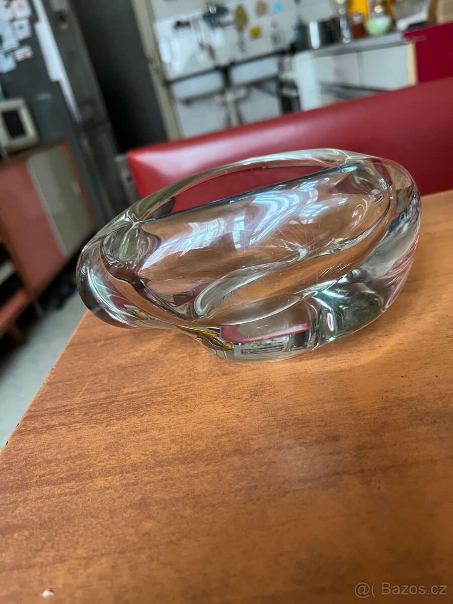 Skleněný popelník - 3