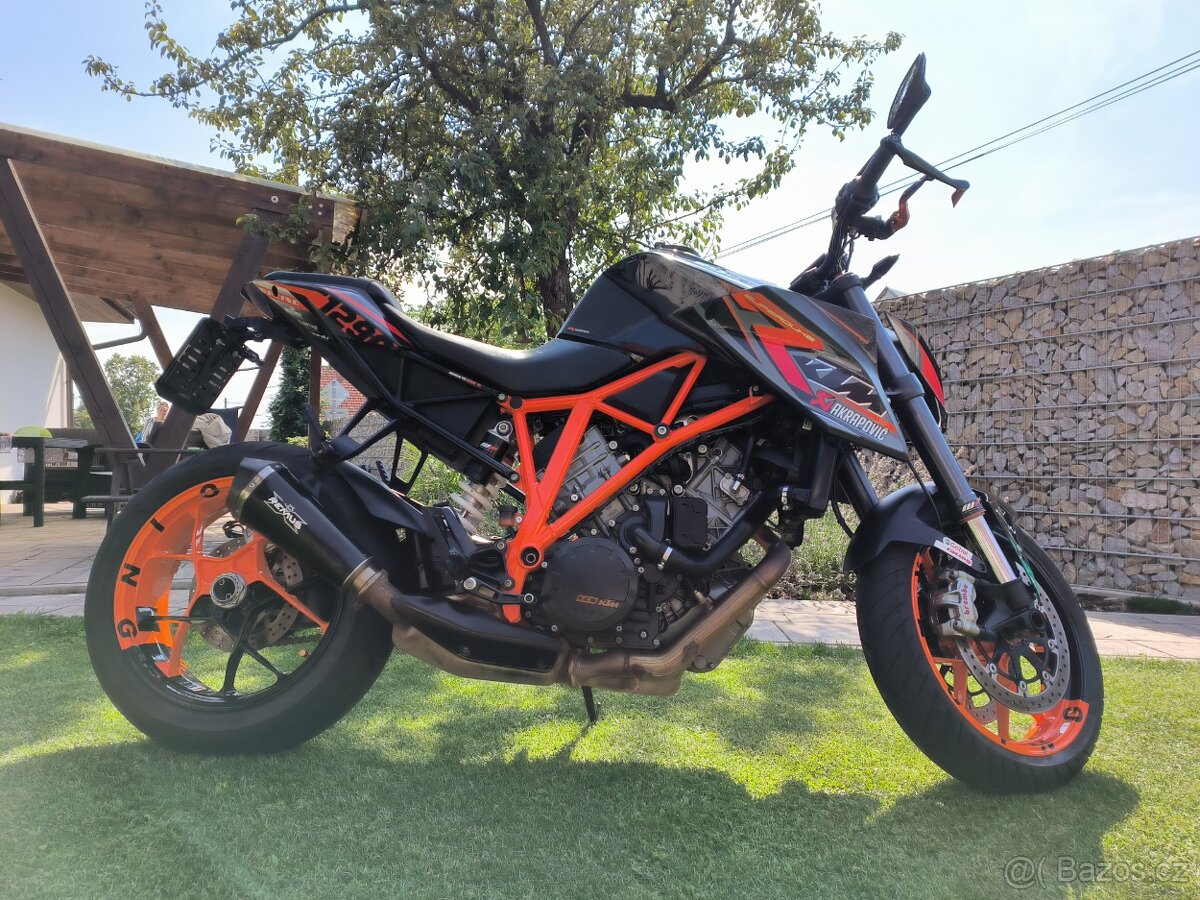 KTM 1290 - 3