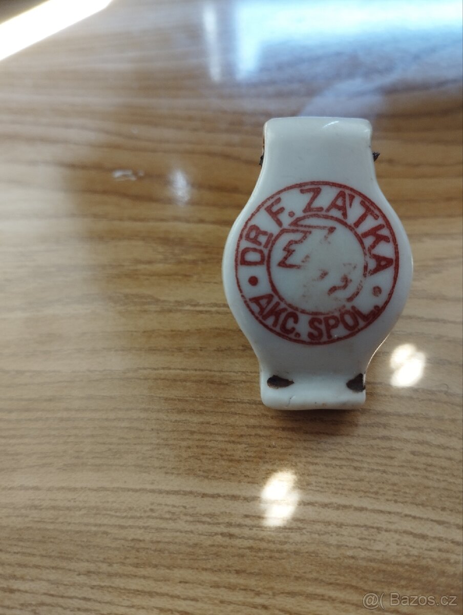 Staré porcelánové víčka - 3