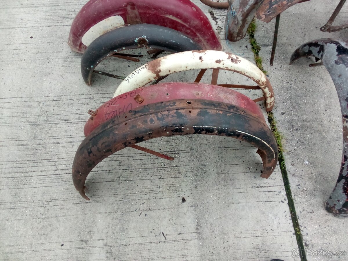 Blatníky Stadion,pulbuben Čz,b,t - 3