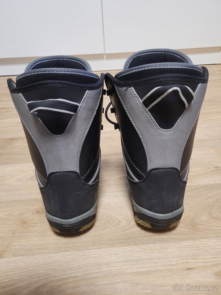 Boty na snowboard dětské vel.38. PROJECT - 3