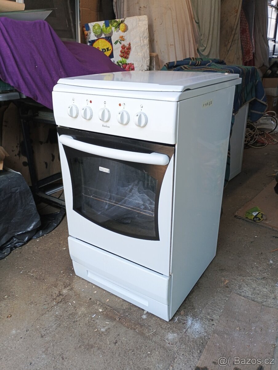 Sporák Amica - 3