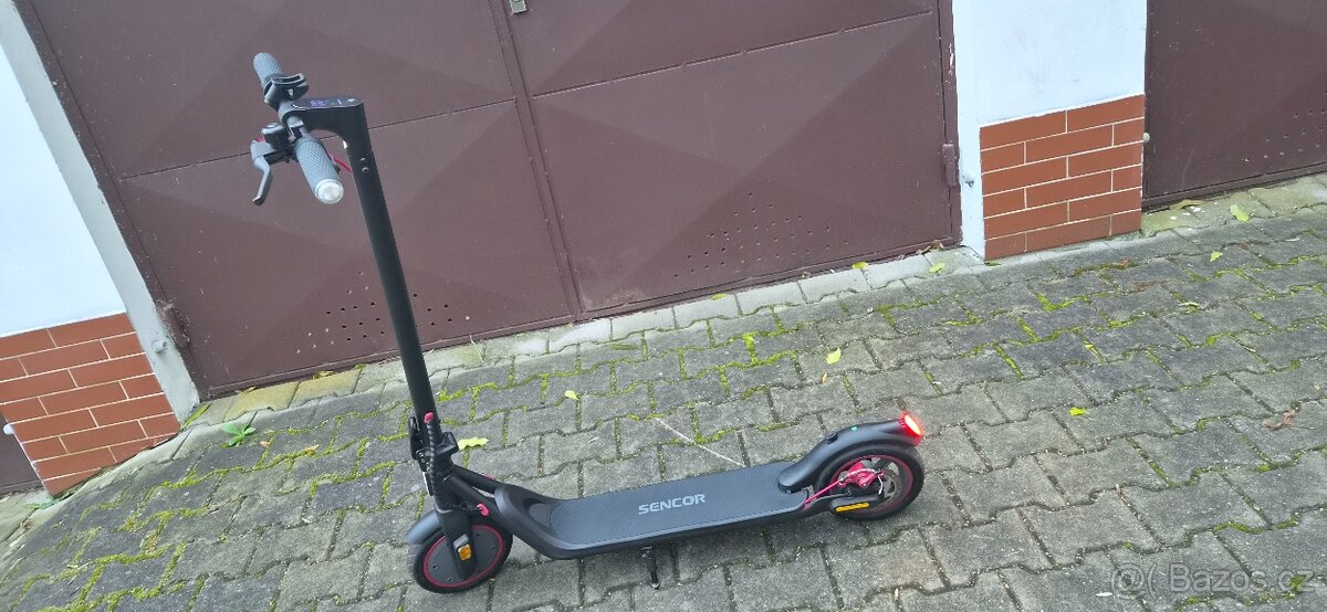 Elektrokoloběžka Sencor S21 - 3