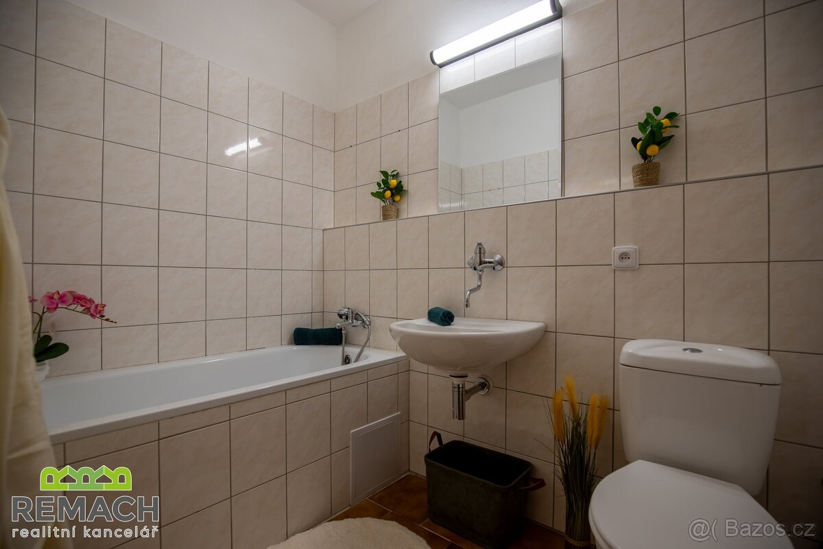 Prodej, byt 1+1, balkon, 35 m², Uherské Hradiště - 3
