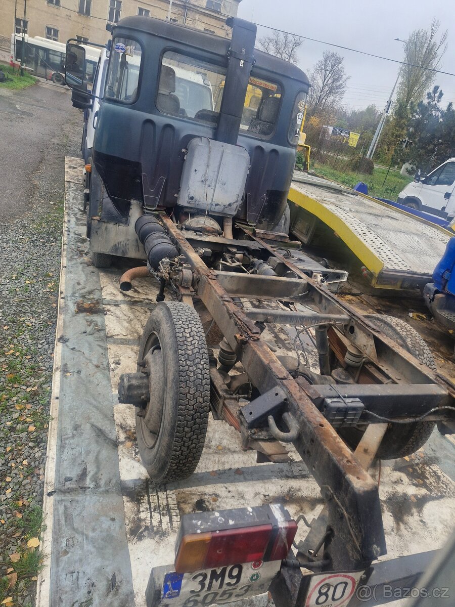 Kontejnerová avie BEZ NÁSTAVBY - 3