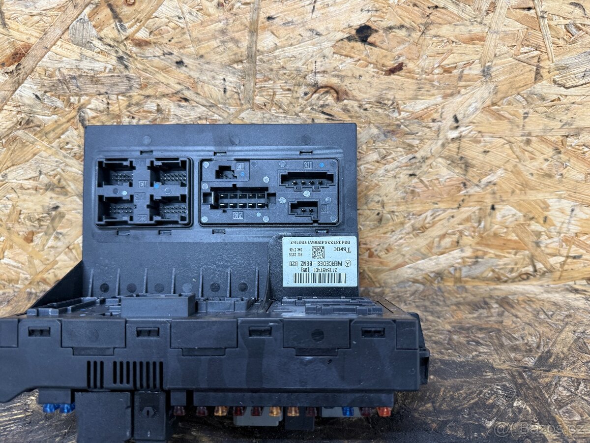 POJISTKOVÁ SKŘÍŇ SAM MERCEDES W211 2115457401 - 3