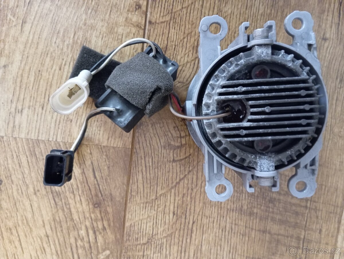 Prodám LED světlo denního svícení a současně mlhové světlo - 3