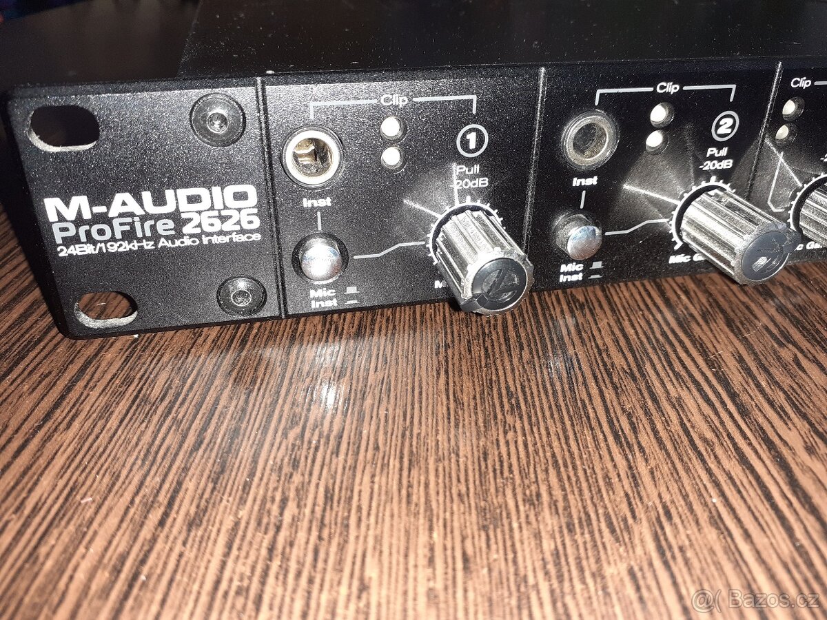 M-AUDIO PROFIRE 2626 - 3