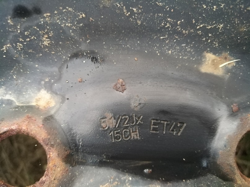 zimni kola 4x108 5,5Jx15CH ET47 pneu 185/65/15 - 3