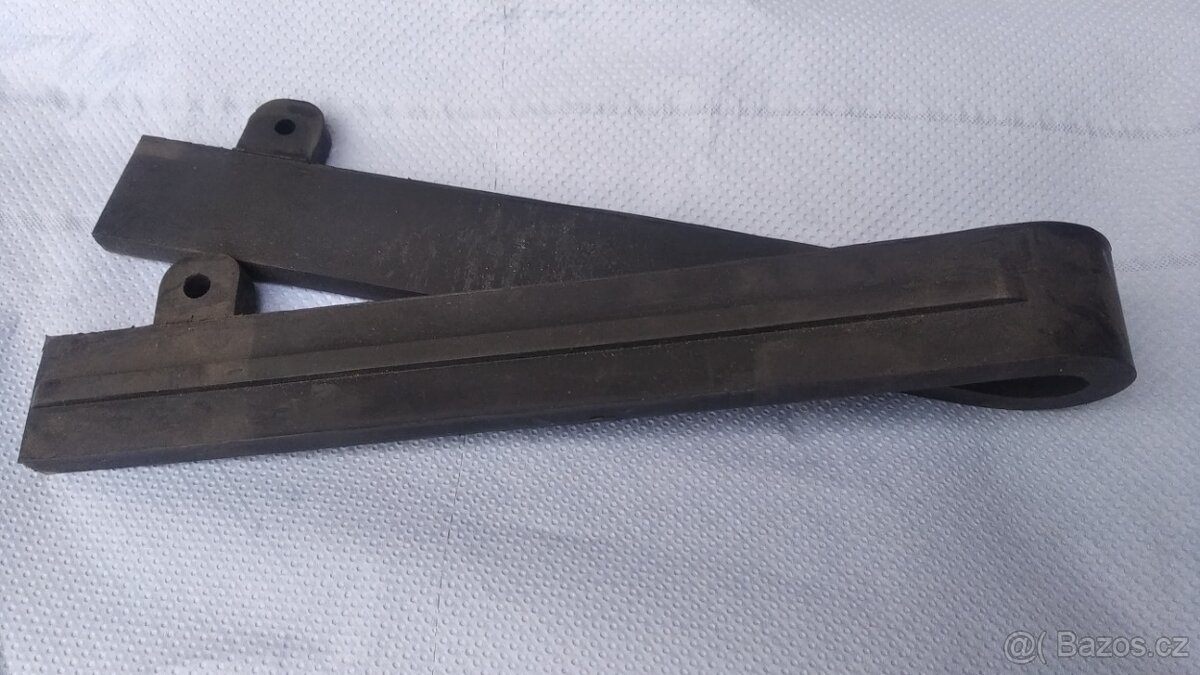 Yuki TR 250, Sm, hřídel spojky , kryt kyvné - 3