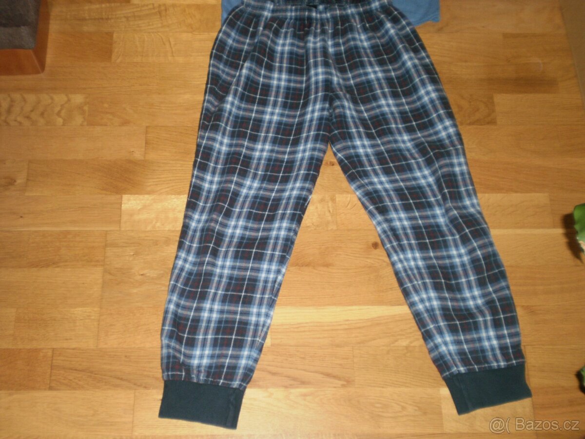 DĚTSKÉ PYŽAMO - 3