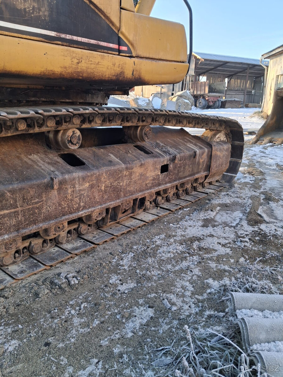 CAT 330C - 3