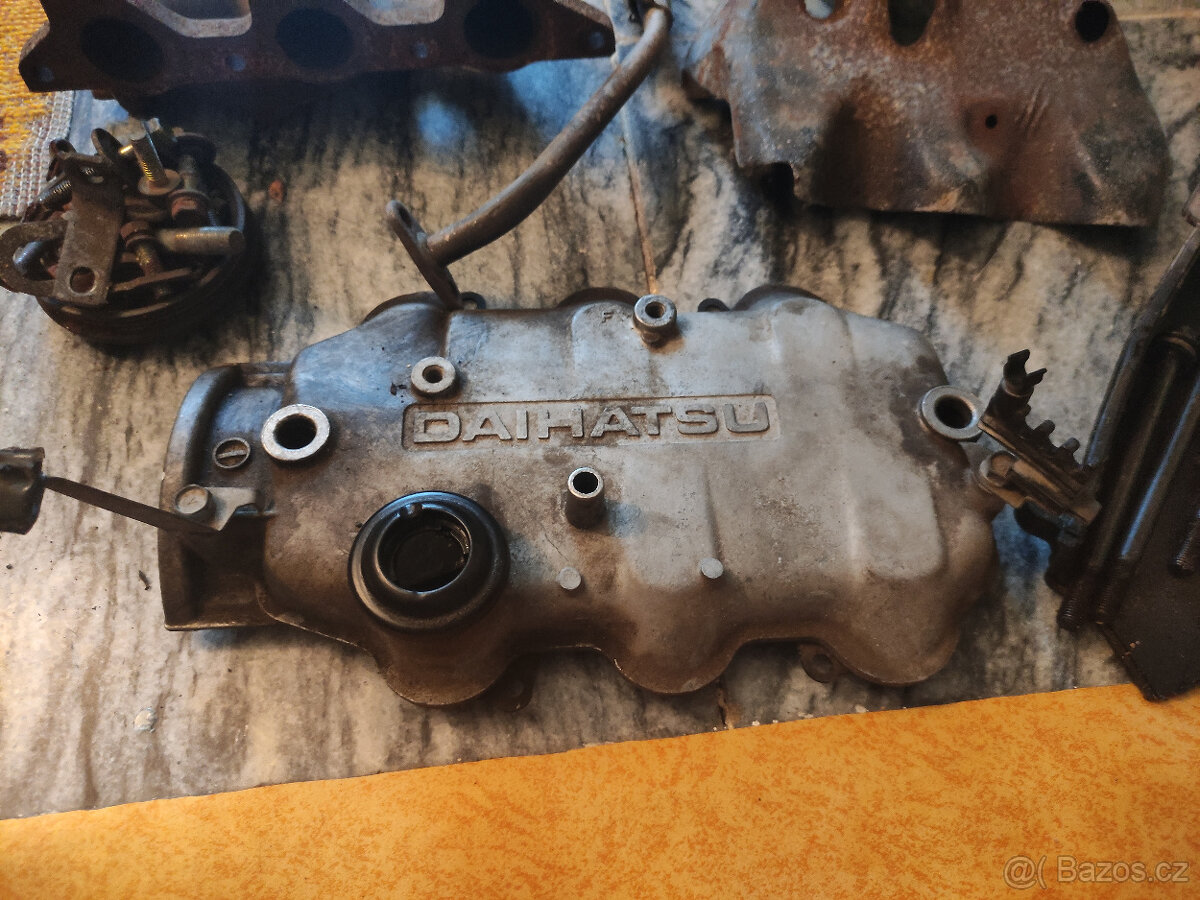 Díly z motoru Daihatsu Charade G100 - 3