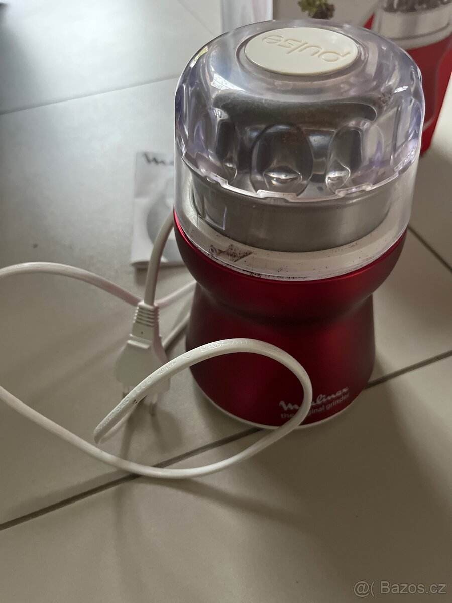 Mlýnek na kávu Moulinex - 3