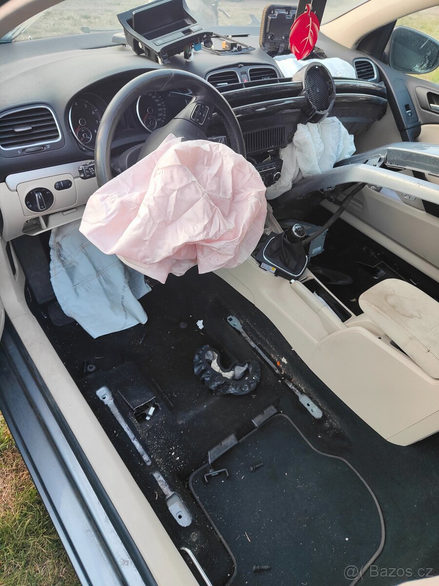 VW golf 6 1.4 90kw díly - 3