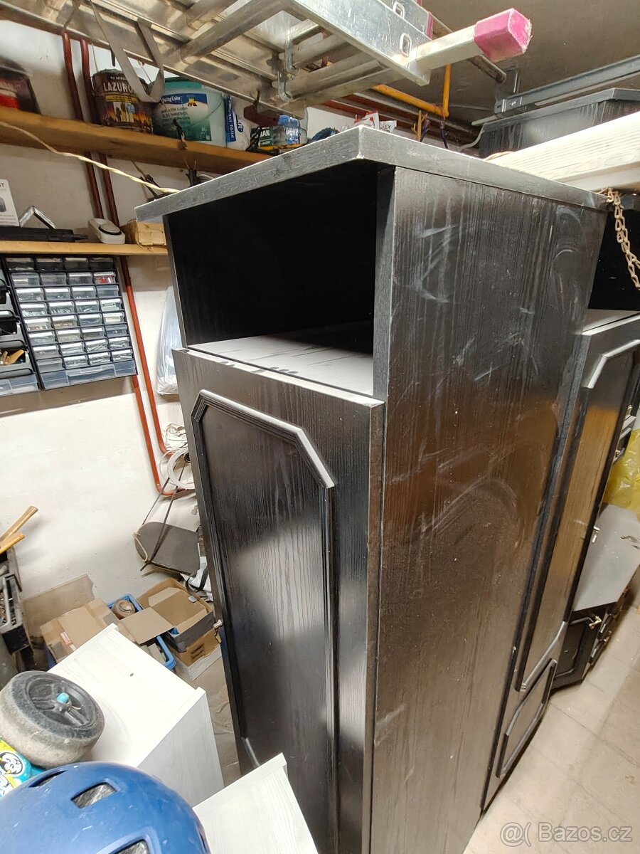 Černá obývací stěna/ vytrýna - 3