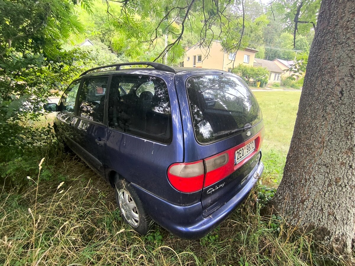 Ford Galaxy - 3