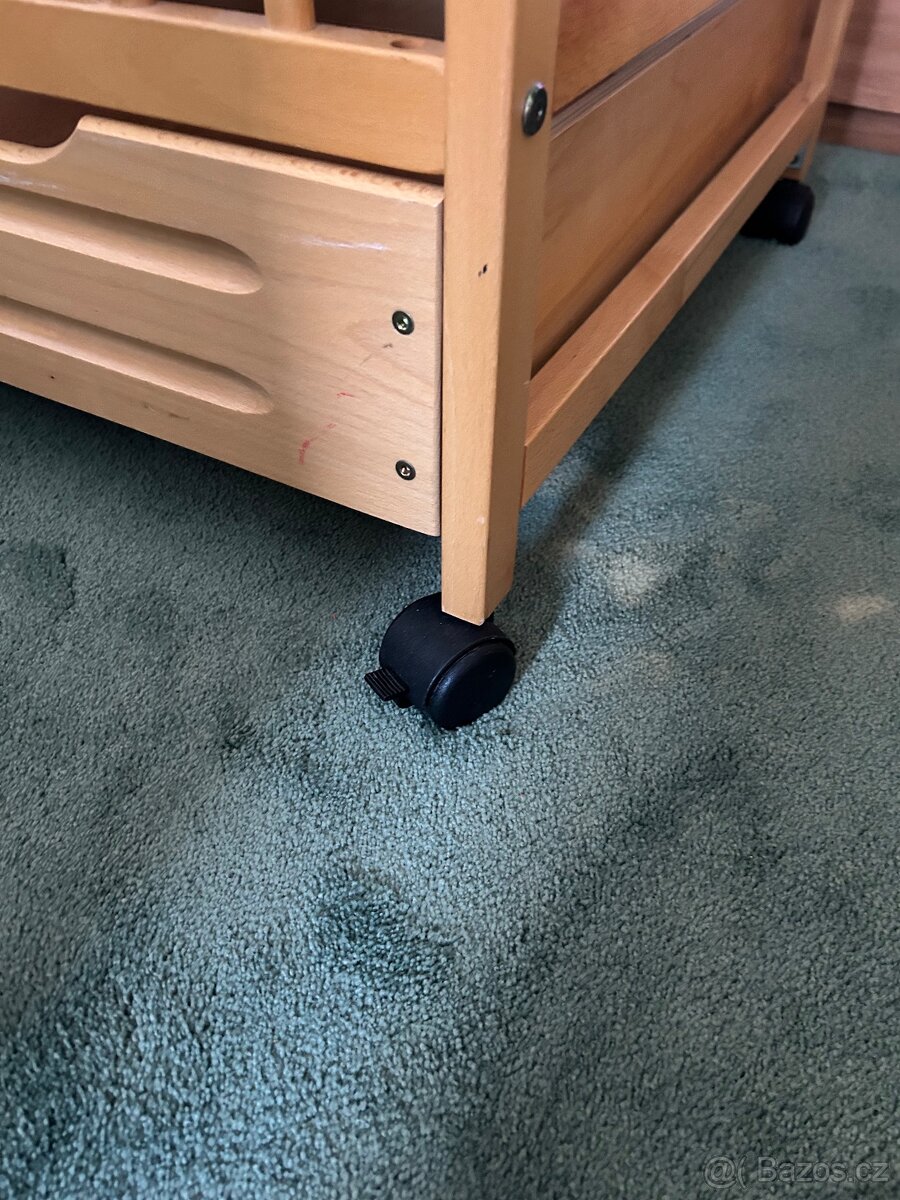 Dětská dřevěná postýlka - 3