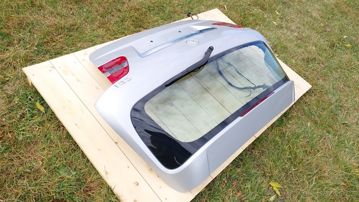 Mercedes W245 B180 - Dveře kufru stříbrné - 3