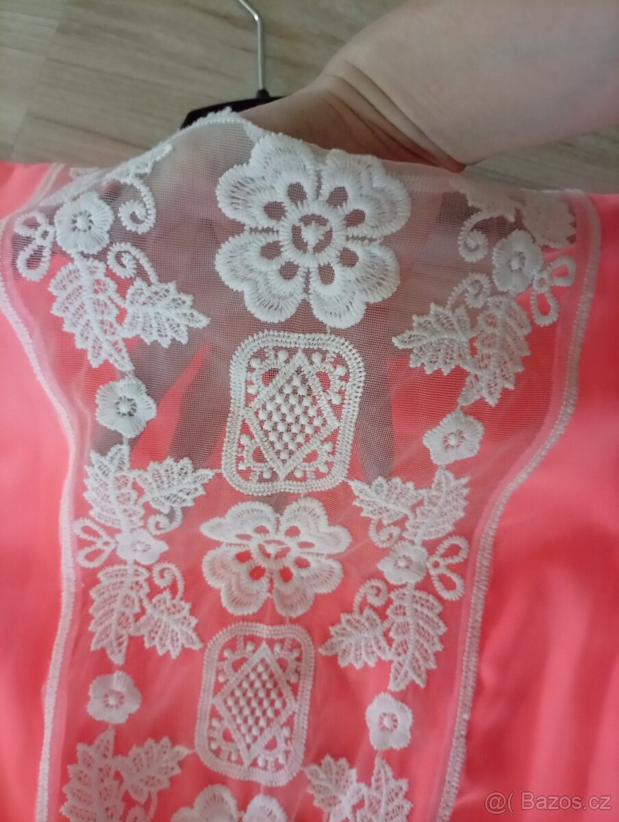 Dámské šaty, vel. M - 3