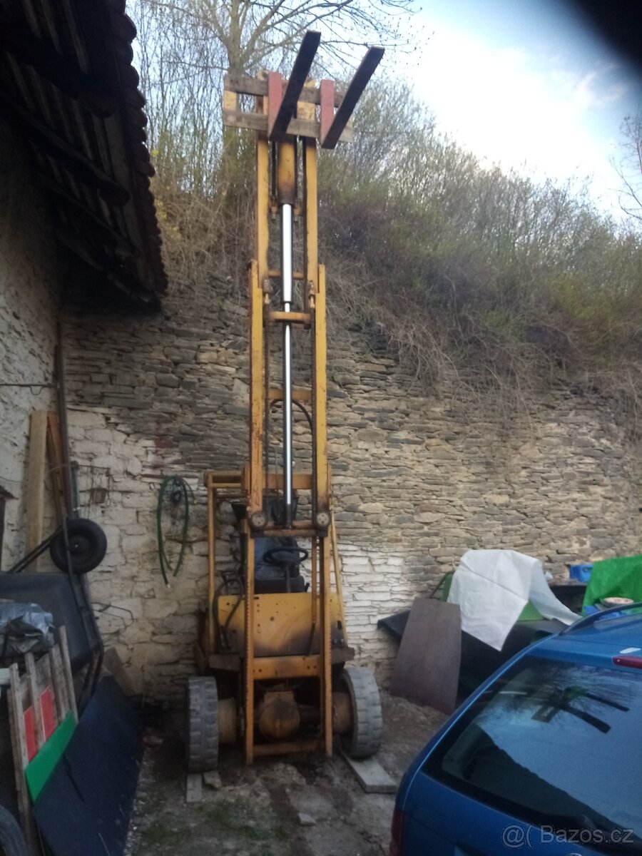 Vysokozdvizny vozík - 3