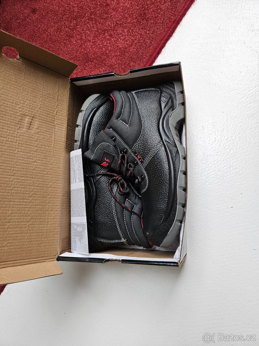 Pracovní pánská obuv - 3